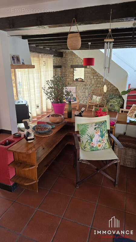 Maison à SAINT-MARTIN-DE-LONDRES