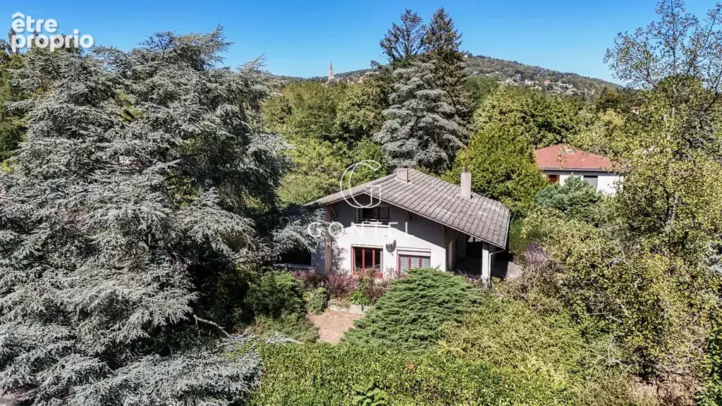 Saint-Cyr-au-Mont-d’Or – Maison de 229 m² à rénover, au calme et à proximité directe des commodités - photo 2