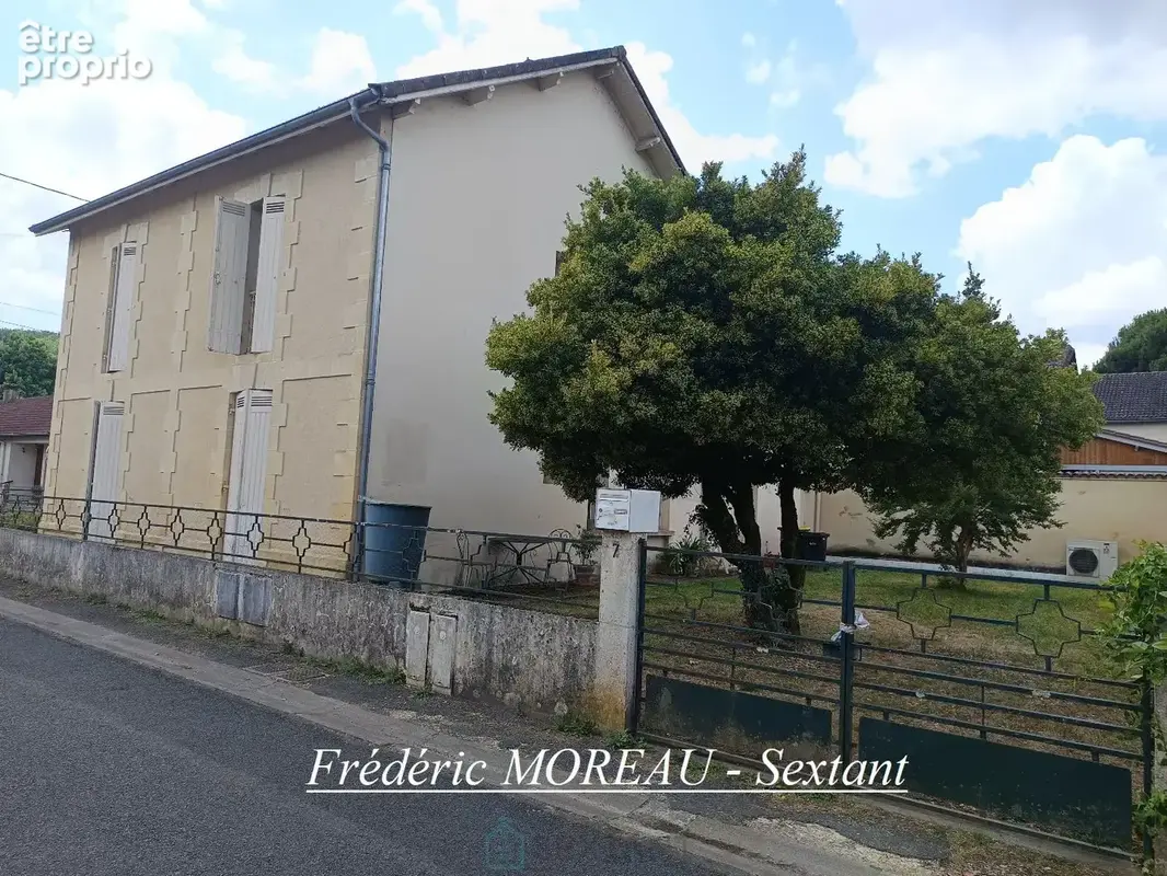Trés bel ensemble immobilier en centre ville de LALINDE - photo 21
