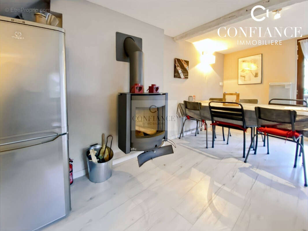 Appartement à SAINT-ETIENNE-DE-TINEE