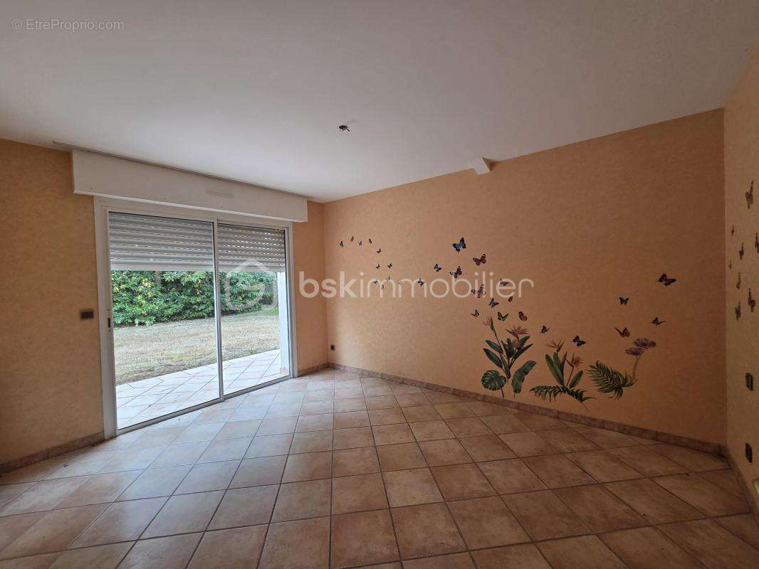 Propriété d'exception de 295 m² sur 39 294 m² – Herm (40990) - photo 10