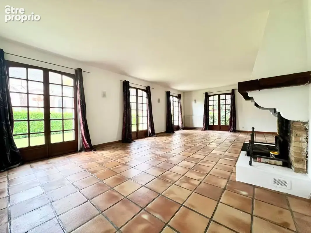 Verquigneul - Maison individuelle semi plain pied 200m2 - 6 chambres - garages - jardin - photo 7