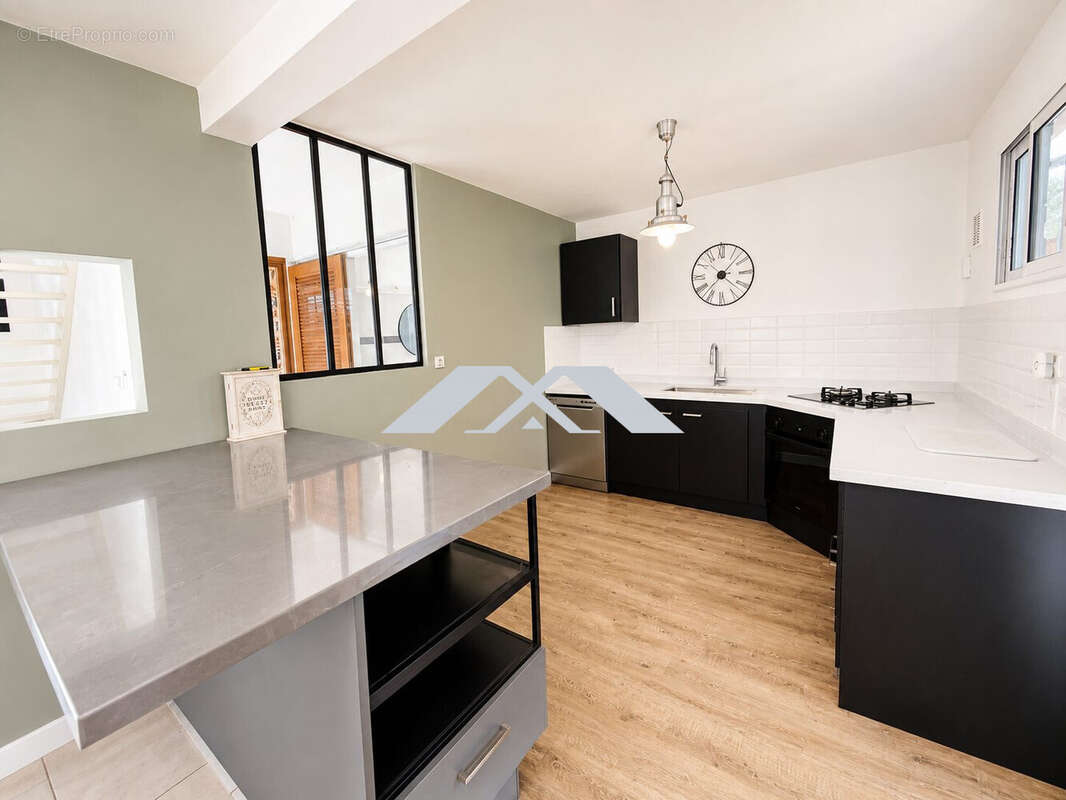Maison 125 m² à Le Tampon  - photo 9