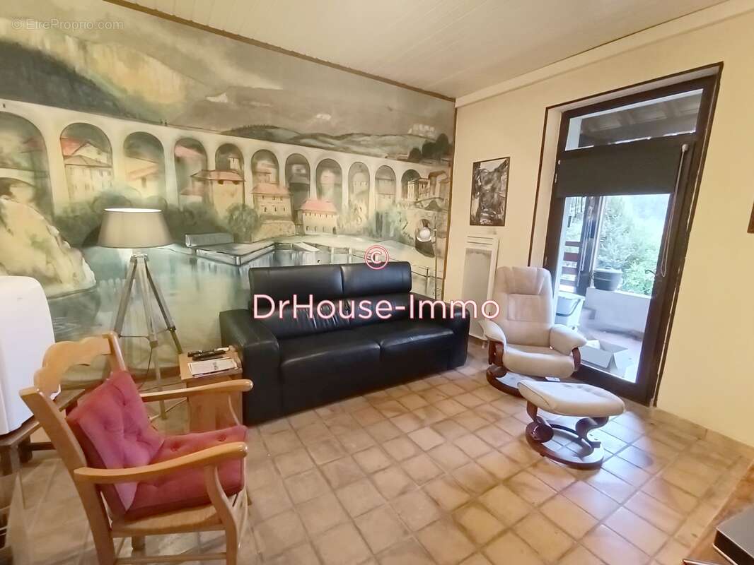 Maison à SAINT-JUST-DE-CLAIX