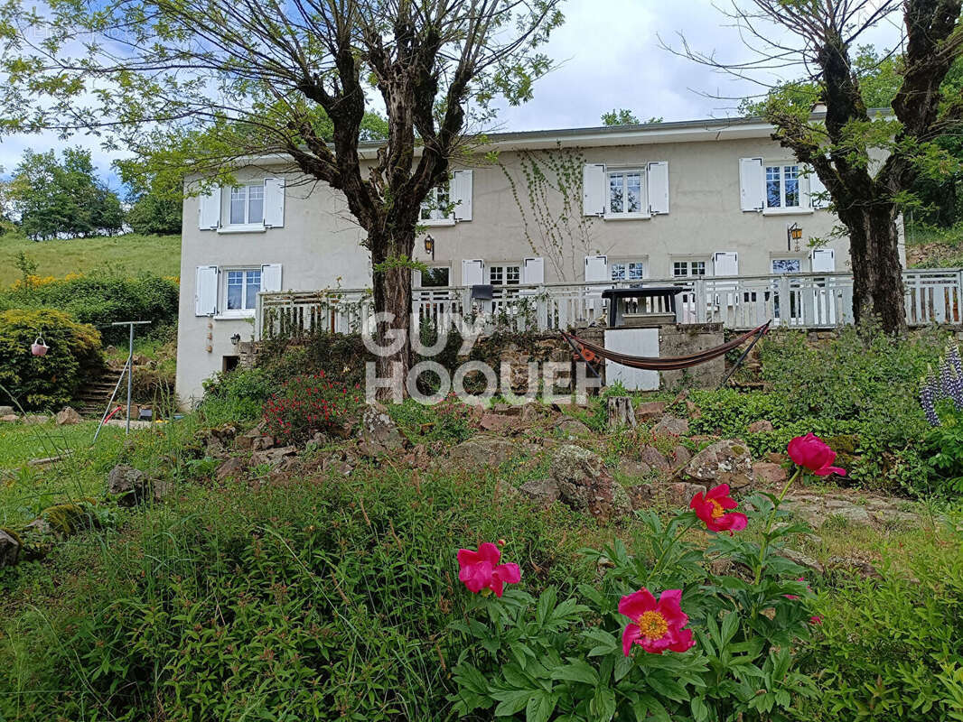 Maison à CHAMBOST-LONGESSAIGNE