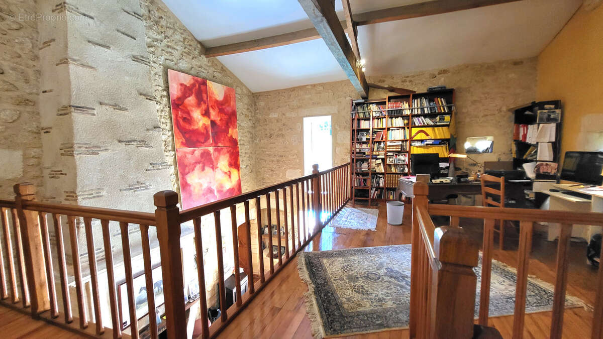 Maison à SAINT-ANDRE-DE-CUBZAC