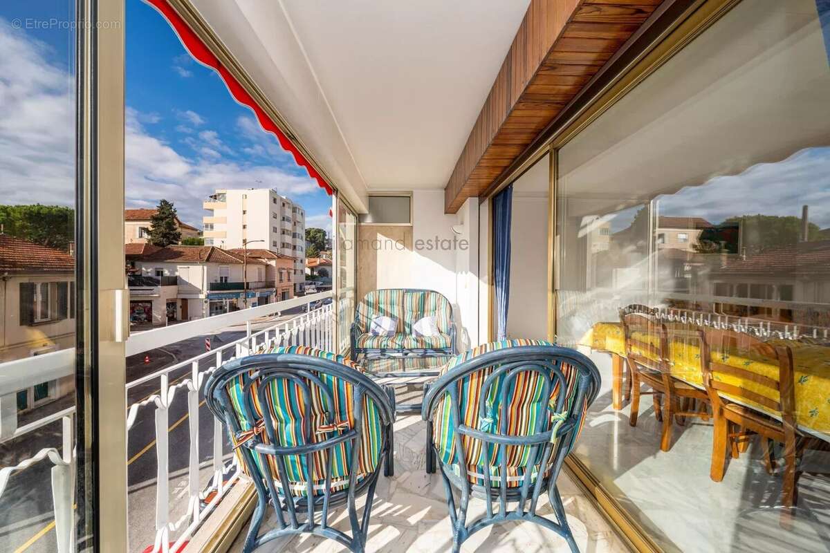 Appartement à LE CANNET