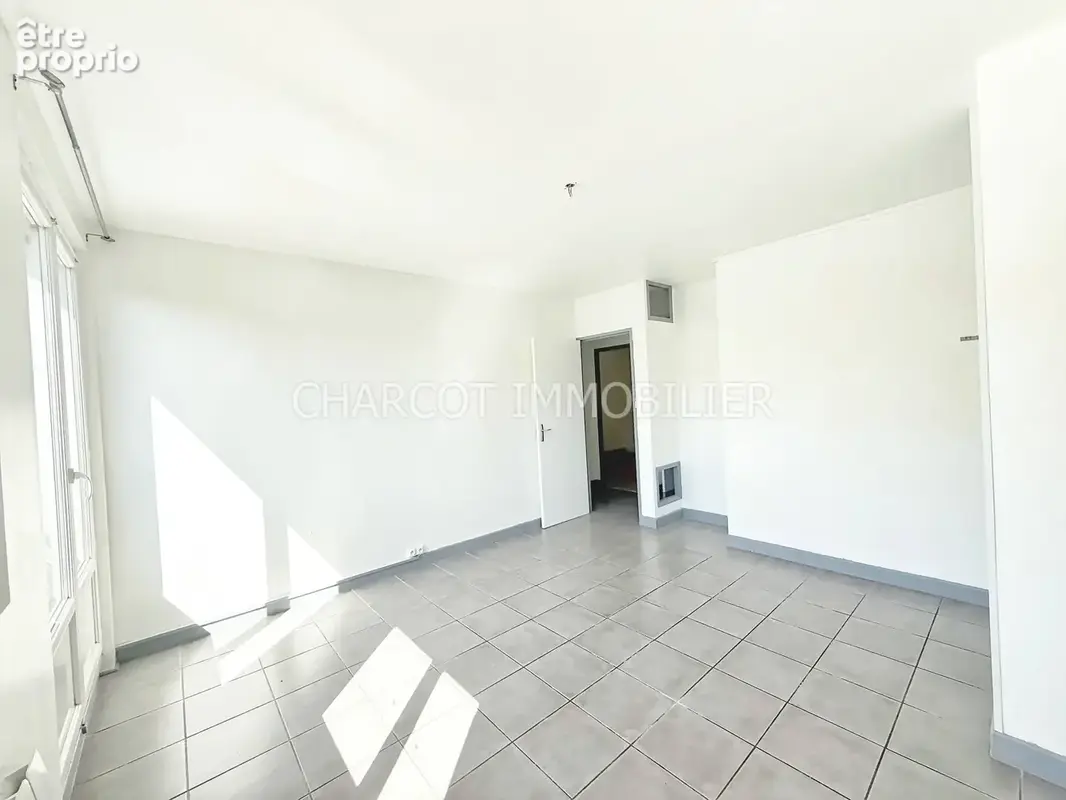 EXCLUSIVITÉ - Proche du POINT DU JOUR, appartement T4, avec vue dégagée + CAVE - photo 7