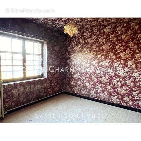 Maison à SAINT-MAURICE-SUR-AVEYRON