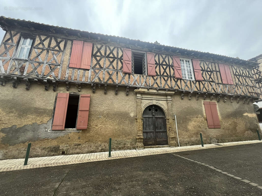Maison à MASSEUBE