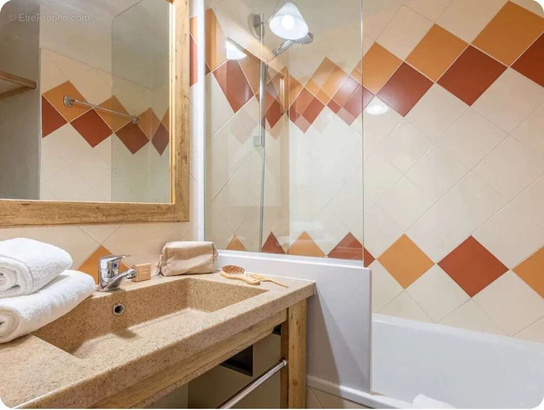 Appartement à LES ALLUES