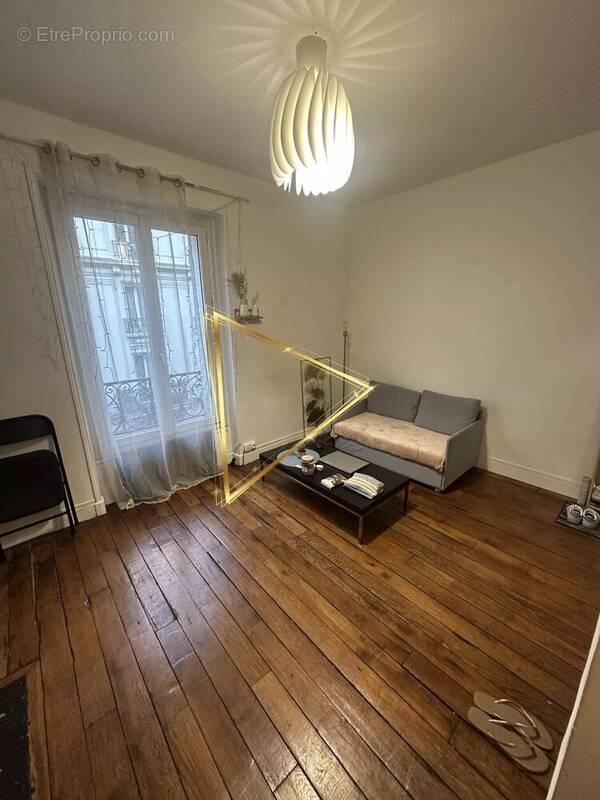 Appartement à PARIS-11E