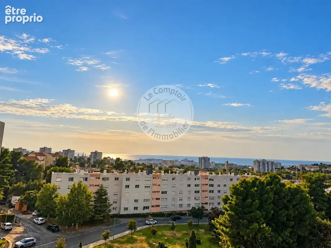 Appartement à MARSEILLE-11E