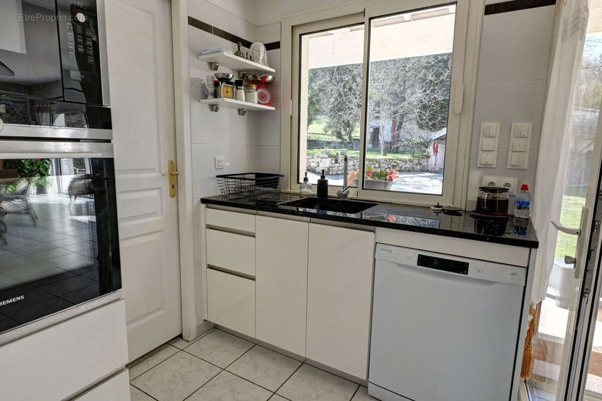 Maison à HAUTEFAGE-LA-TOUR