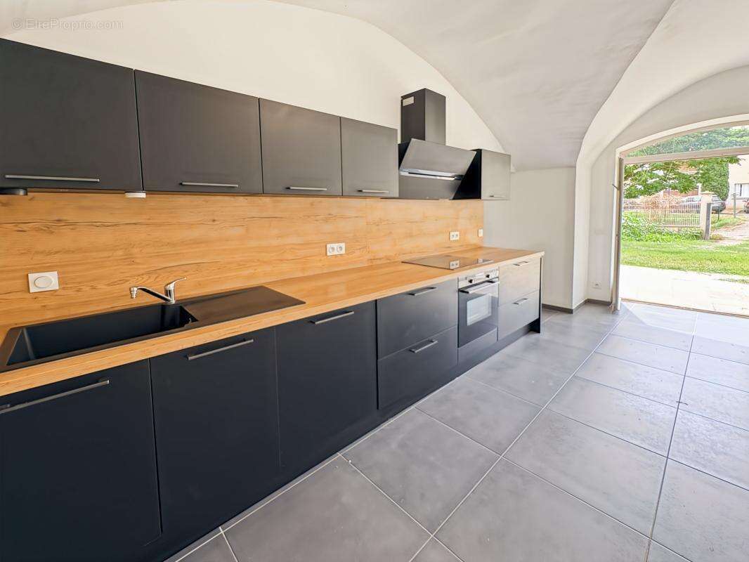 Appartement À Vendre - photo 5