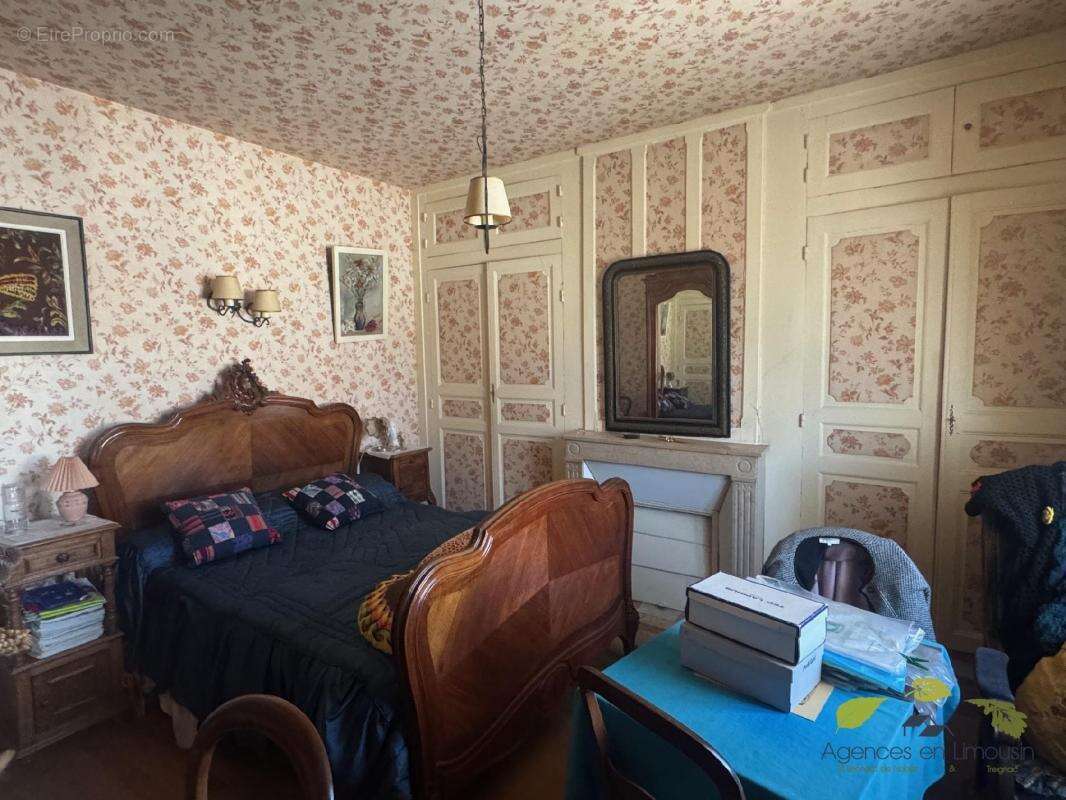 Maison à LA CROISILLE-SUR-BRIANCE
