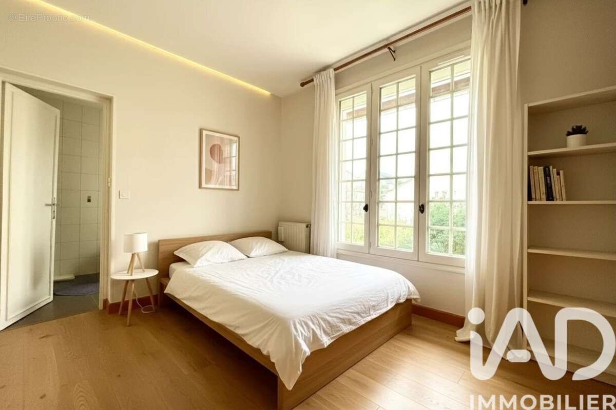 Photo 8 - Maison à CHOISY-LE-ROI