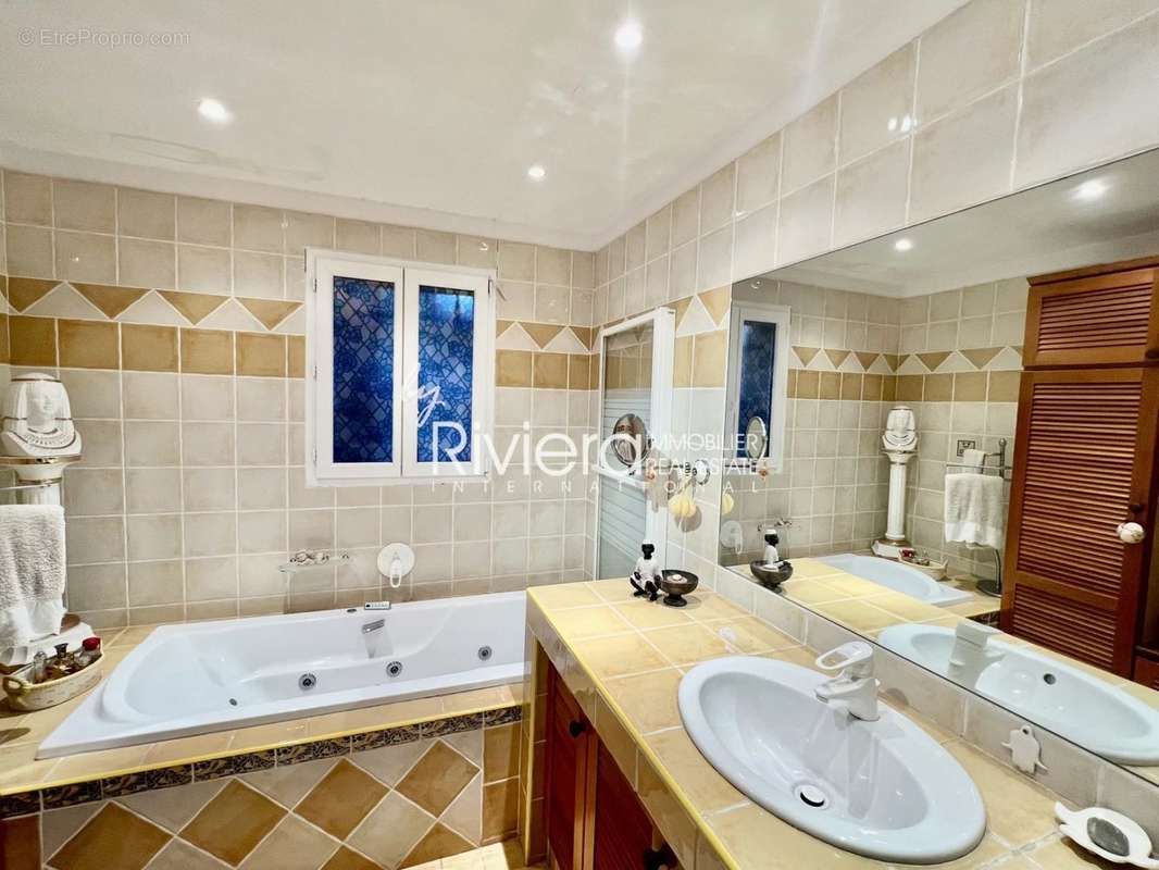 Maison à CAVALAIRE-SUR-MER