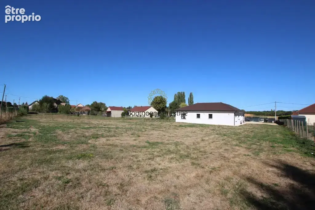 A 10 minutes a l'est de tournus, maison contemporaine de plain-pied 124 m² sur un terrain de 1913 m² - photo 3