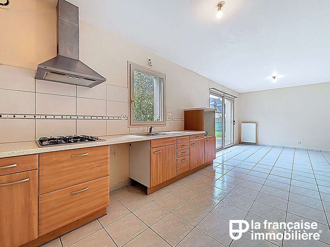 Maison à SAINT-GILLES