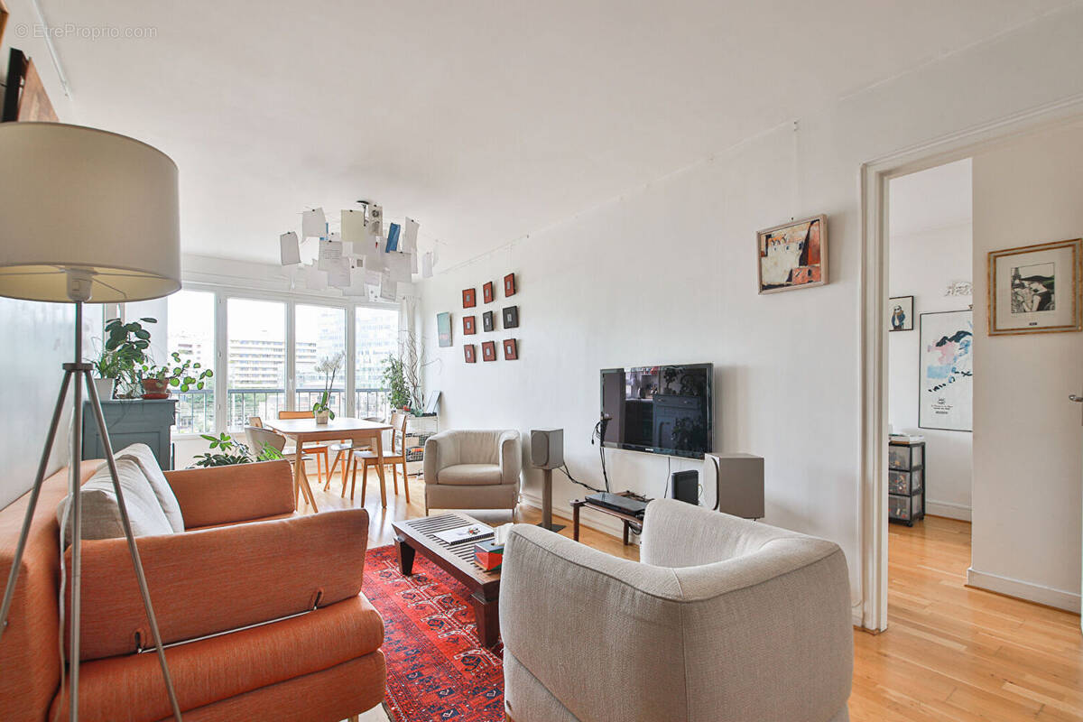 Appartement à PARIS-15E