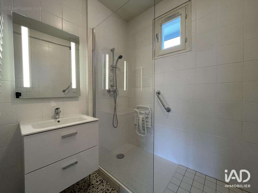 Photo 6 - Appartement à SAINT-MARTIN-D'HERES