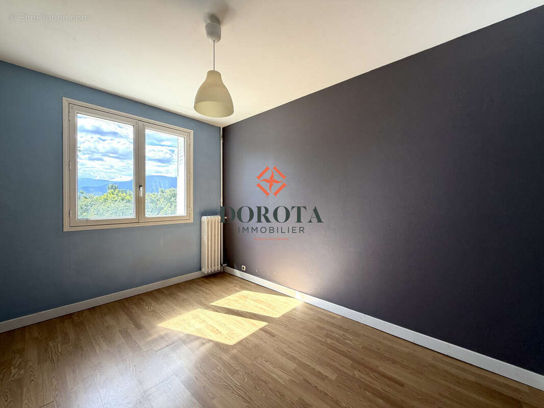 Appartement à DOMENE