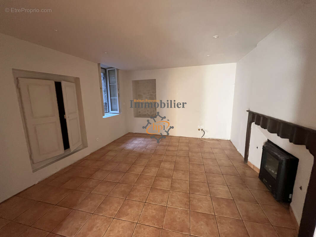 Vente Maison de ville St Affrique centre ville. - photo 5