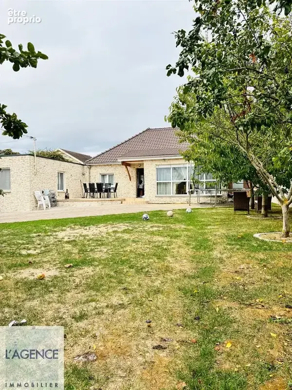 Maison de type 6 avec jardin. - photo 2