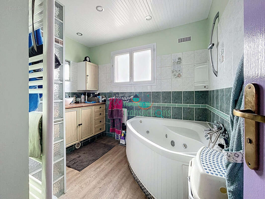 Maison à VILLEQUIER