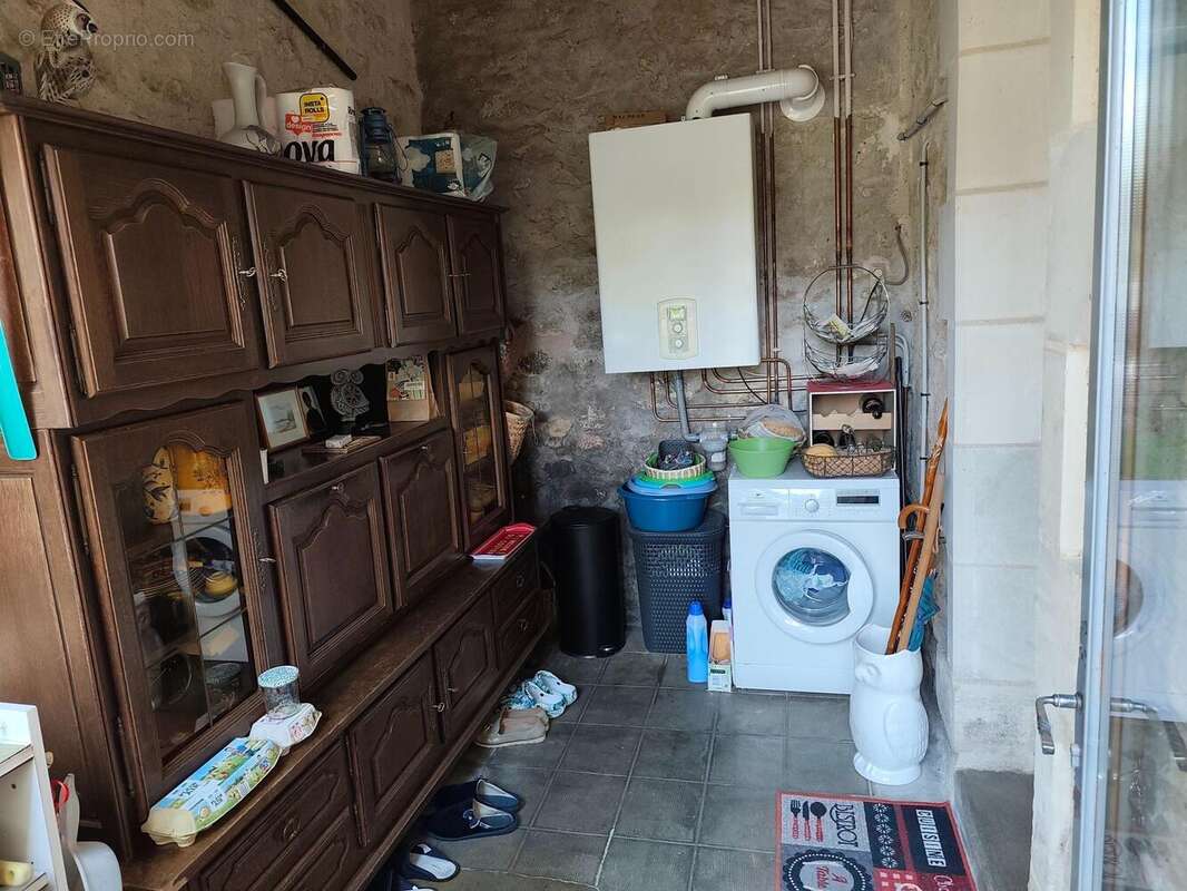 Photo 4 - Maison à VILLELOIN-COULANGE