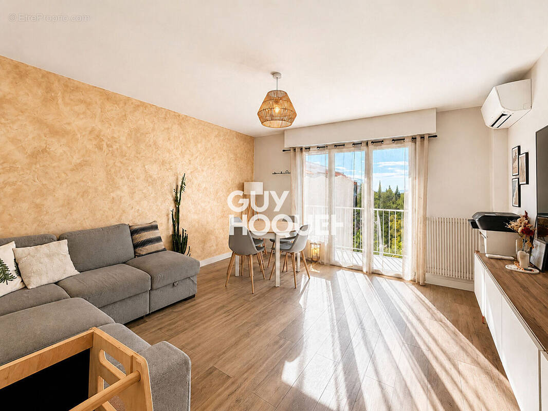 Appartement à MANDELIEU-LA-NAPOULE