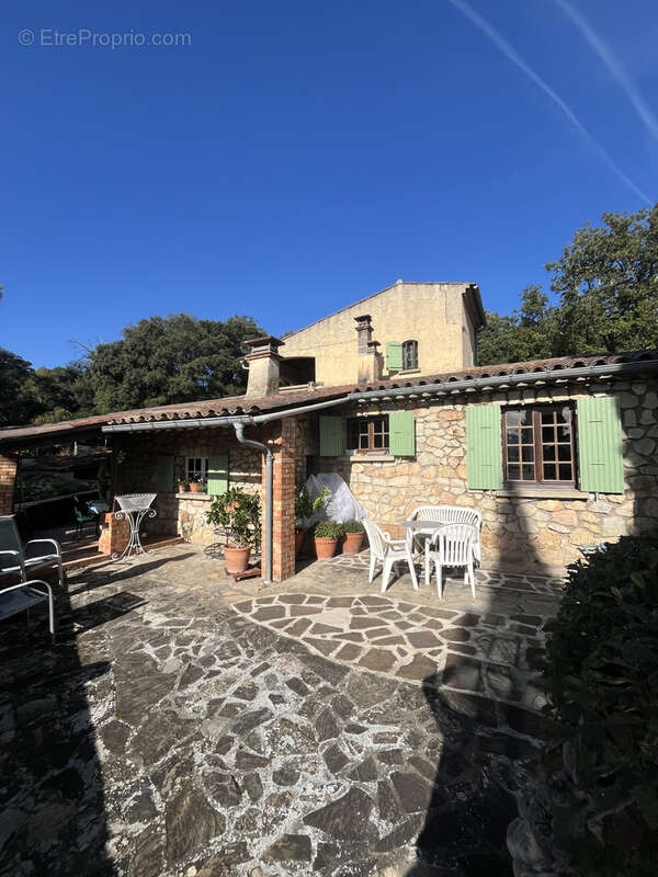 Maison à MONTFORT-SUR-ARGENS