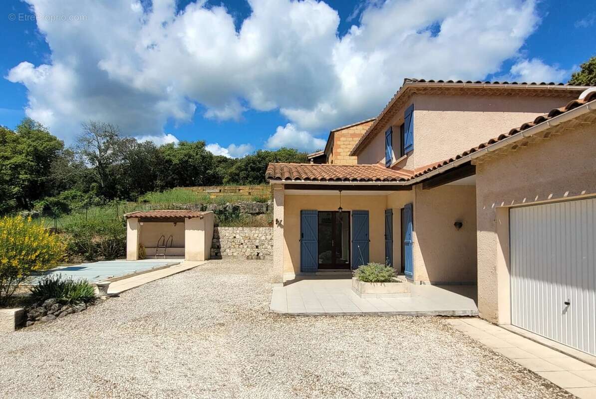 Maison à ROUSSON
