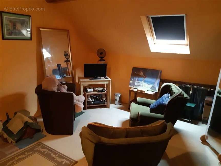 Maison à SAINT-LEGER-MAGNAZEIX