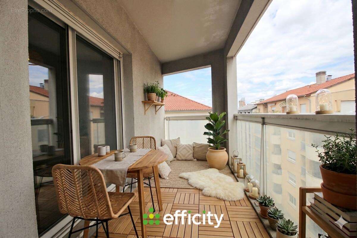 Appartement à LYON-7E
