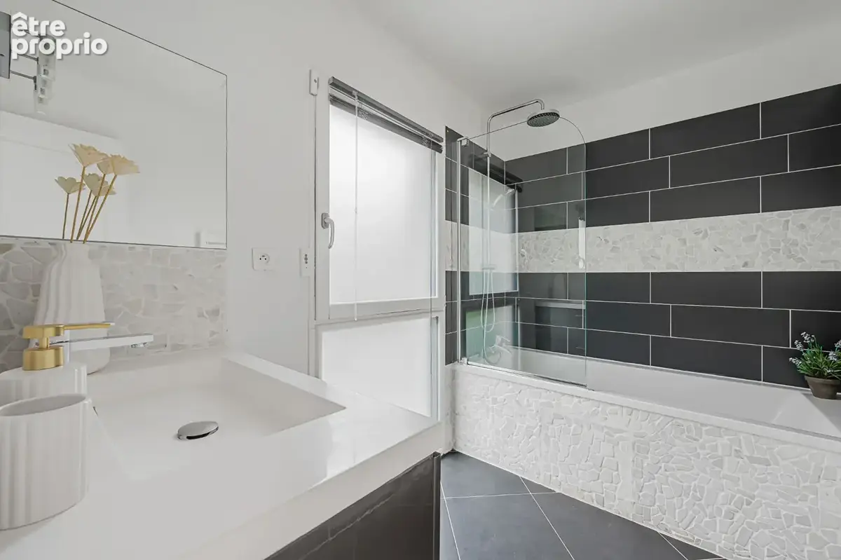 Clamart - Maison d'architecte lumineuse - 6 chambres - au calme, avec accès rapide à Paris - photo 14