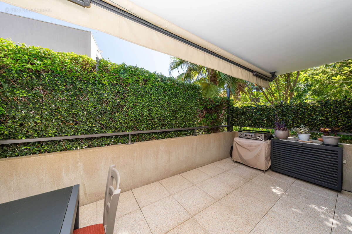 Appartement à LA COLLE-SUR-LOUP