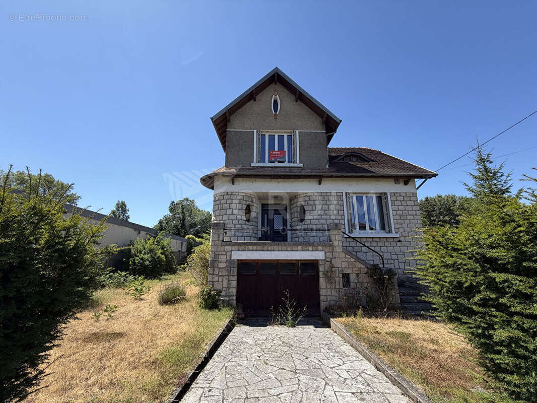 Maison à COSNE-COURS-SUR-LOIRE