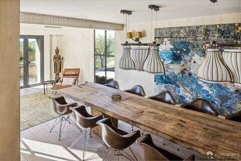 Maison à TOURRETTES