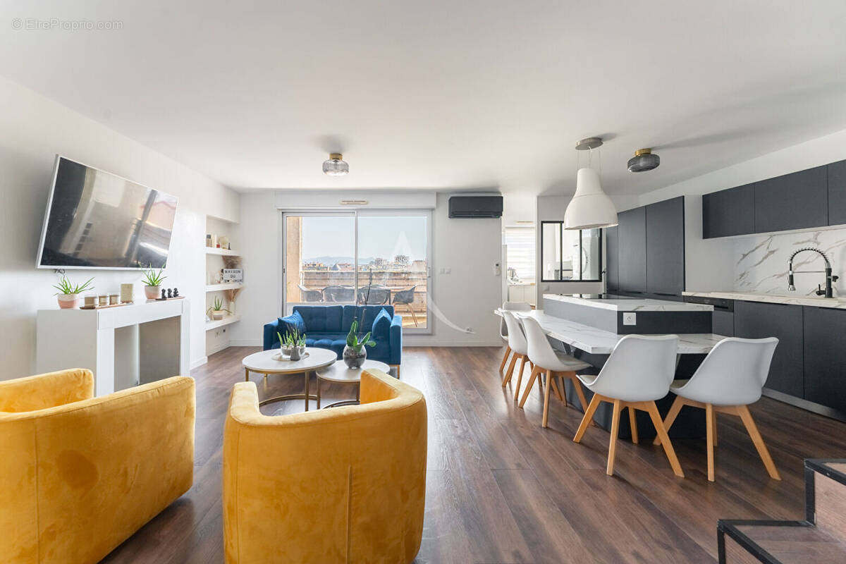 Appartement à MARSEILLE-6E