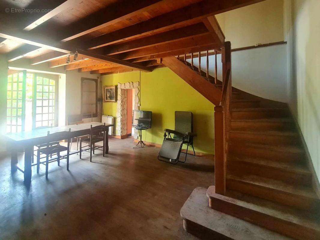 Maison à BERTRIC-BUREE