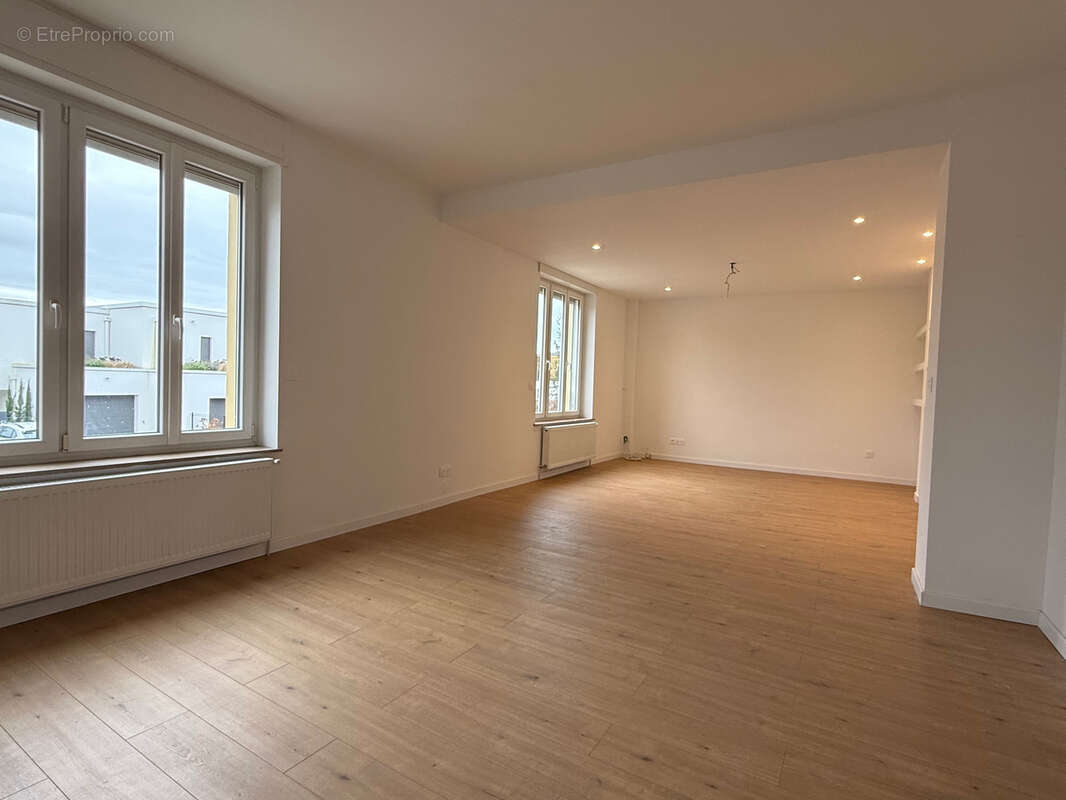 Maison à SCY-CHAZELLES