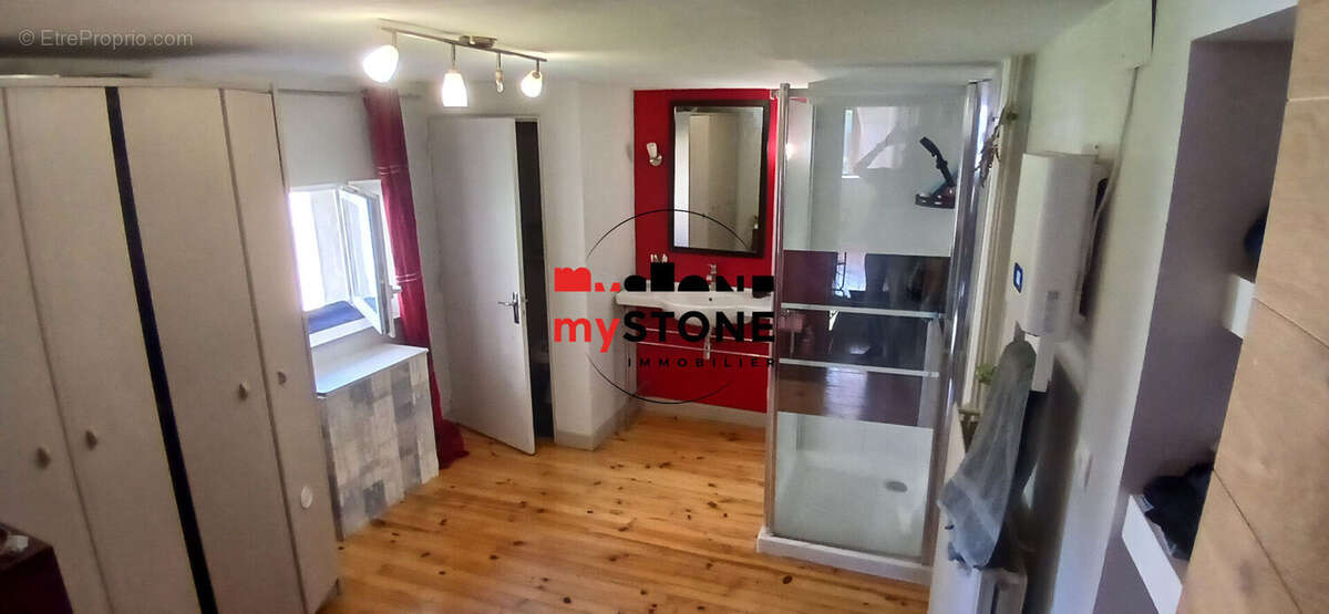 Maison à LAPEYROUSE