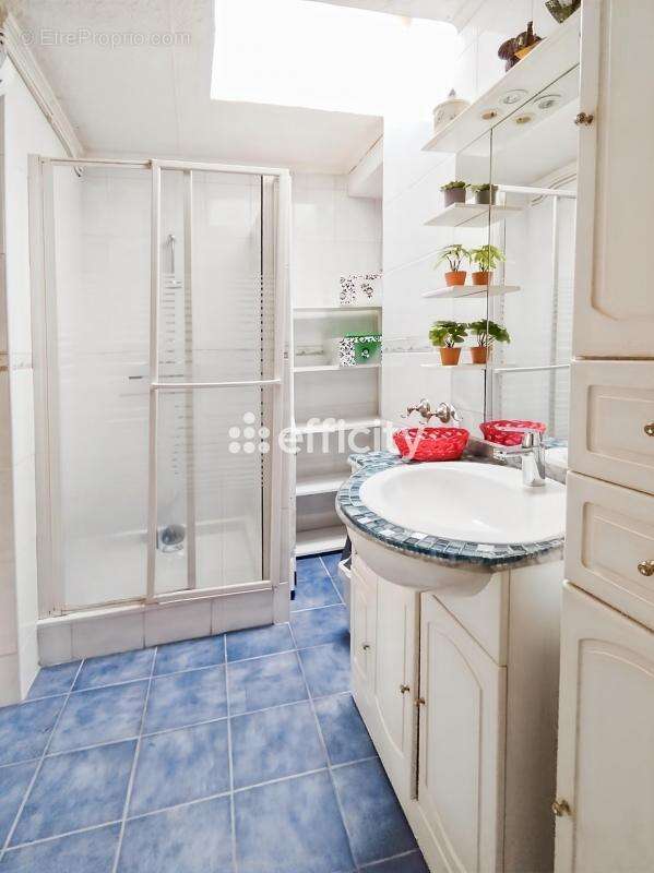 Maison à SALLES-SUR-MER