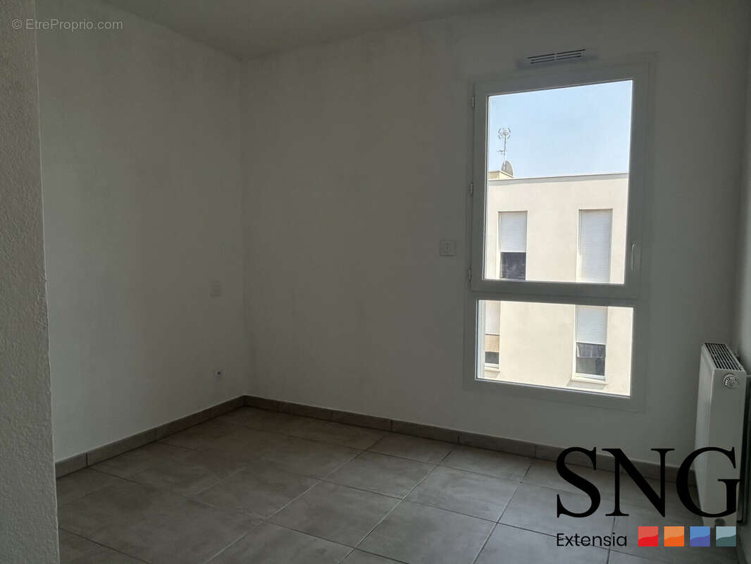 Appartement 79 m² à Narbonne  - photo 7