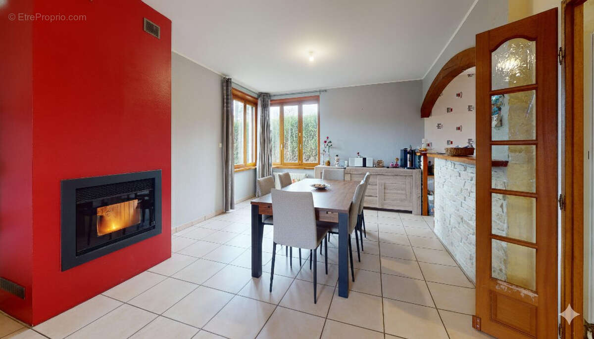 Maison à SAINT-DIDIER-EN-VELAY