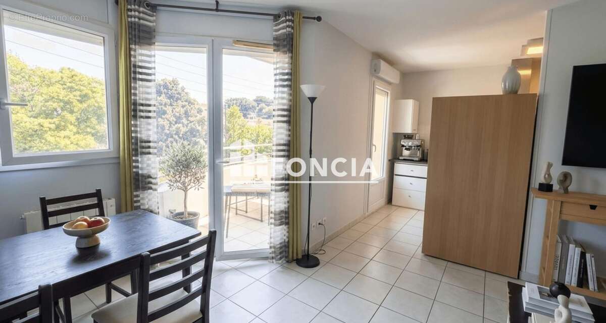 Appartement à MARSEILLE-8E