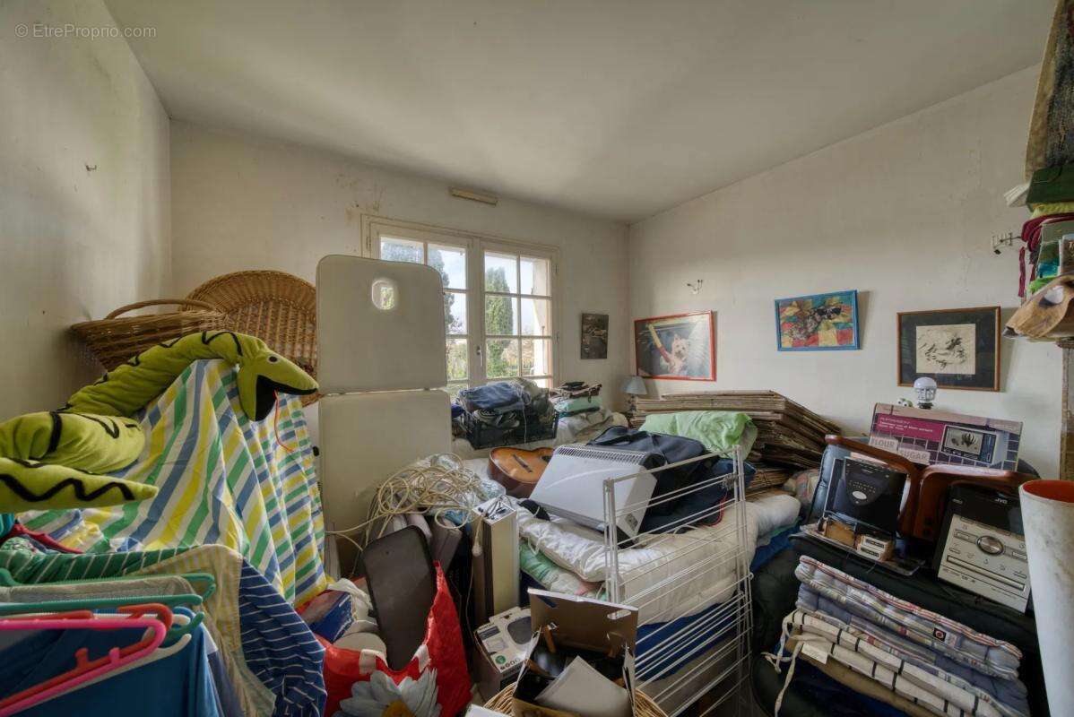 Maison à SAINT-JEAN-D'ANGELY