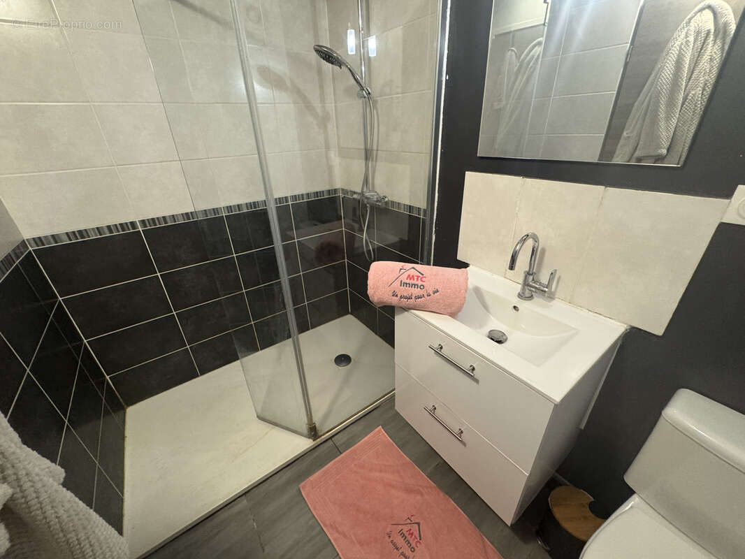 Maison à SAINT-ROMAIN-DE-JALIONAS